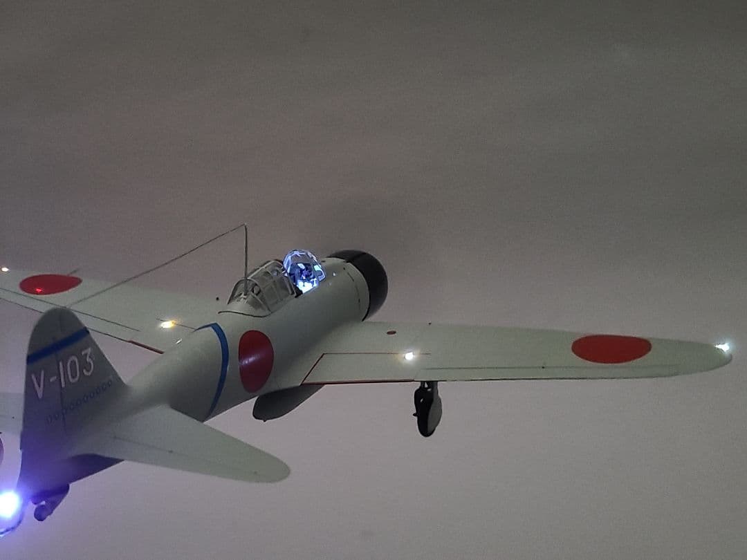 タミヤ1/48 零式艦上戦闘機21型 坂井三郎搭乗機 リアルモーターライズ完成品