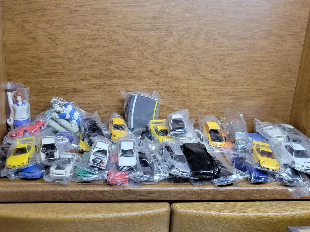 頭文字D リアルモデルコレクション YUjINガチャ 1st〜9th 48種