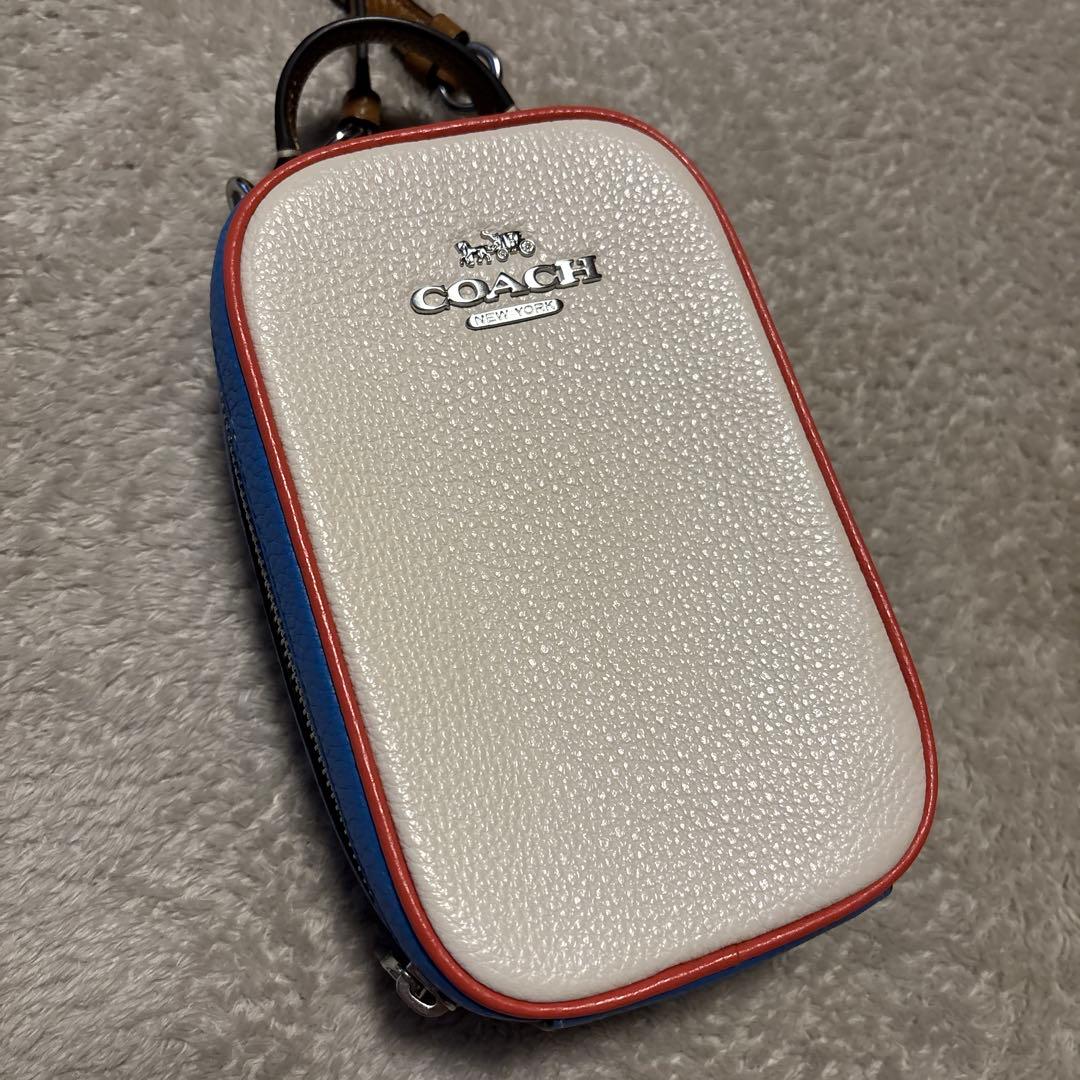 COACH クロスボディバック　スマホショルダーバッグ
