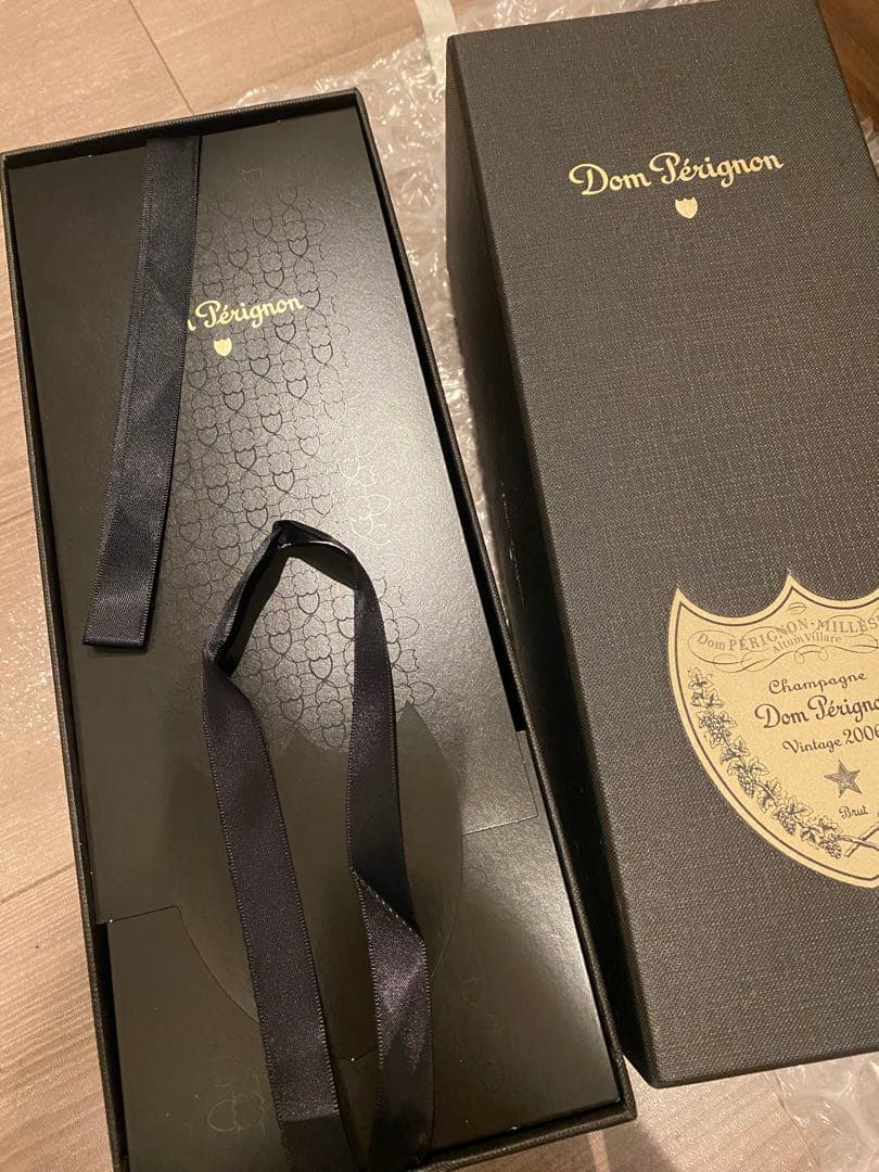 Dom Pérignon シャンパン ヴィンテージ2006 ギフトボックス付き