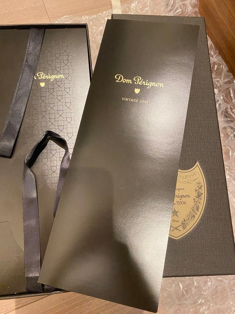 Dom Pérignon シャンパン ヴィンテージ2006 ギフトボックス付き