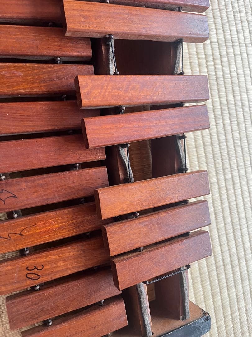 KOROGI 卓上木琴　　コオロギ