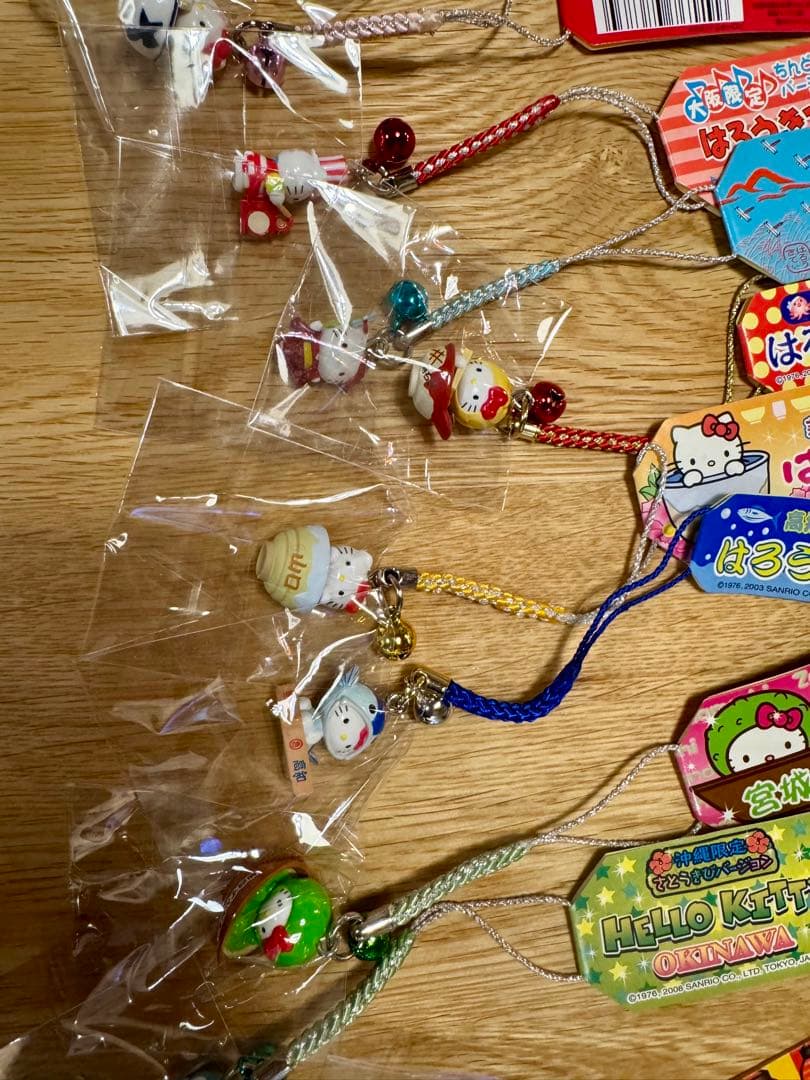 チ*王様 ハローキティ ストラップ 41➕2個セット おまけつき