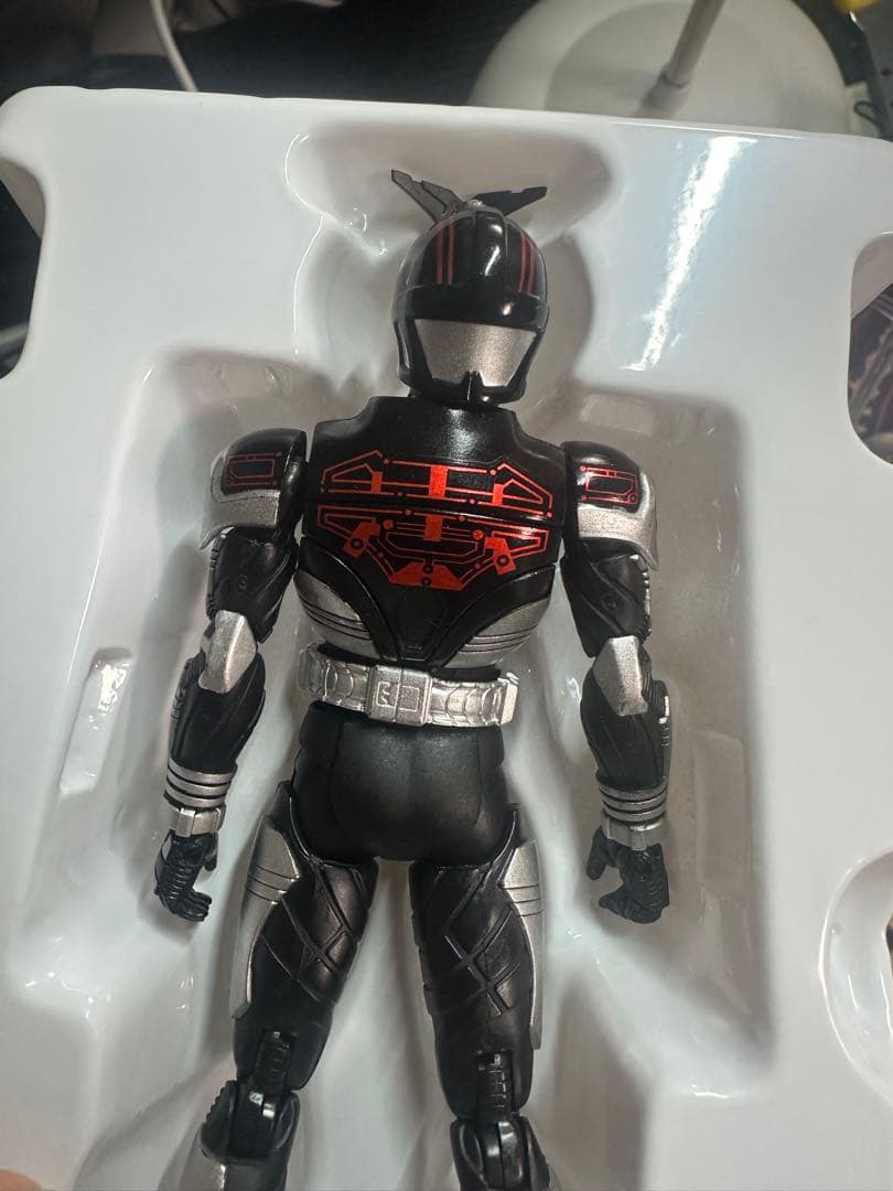 真骨彫　仮面ライダーダークカブト