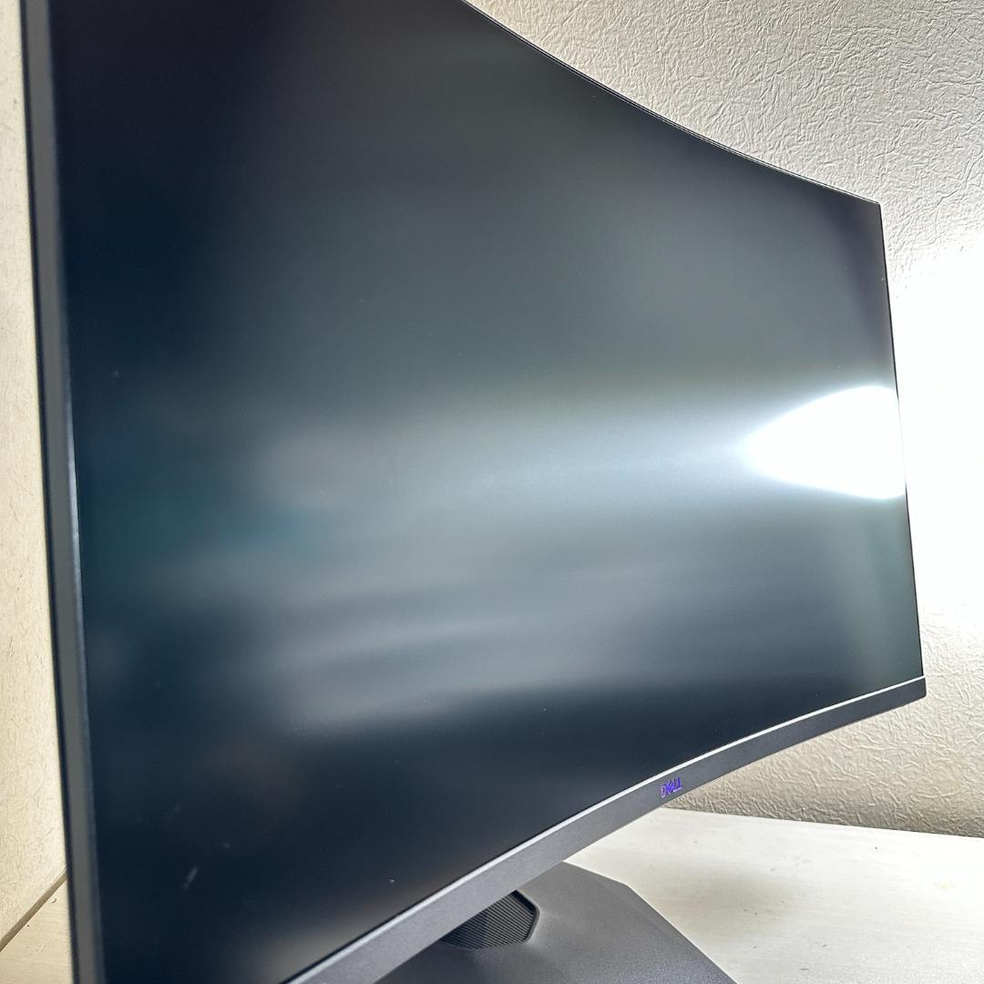 DELL 165Hz対応 31.5インチ ゲーミングモニター