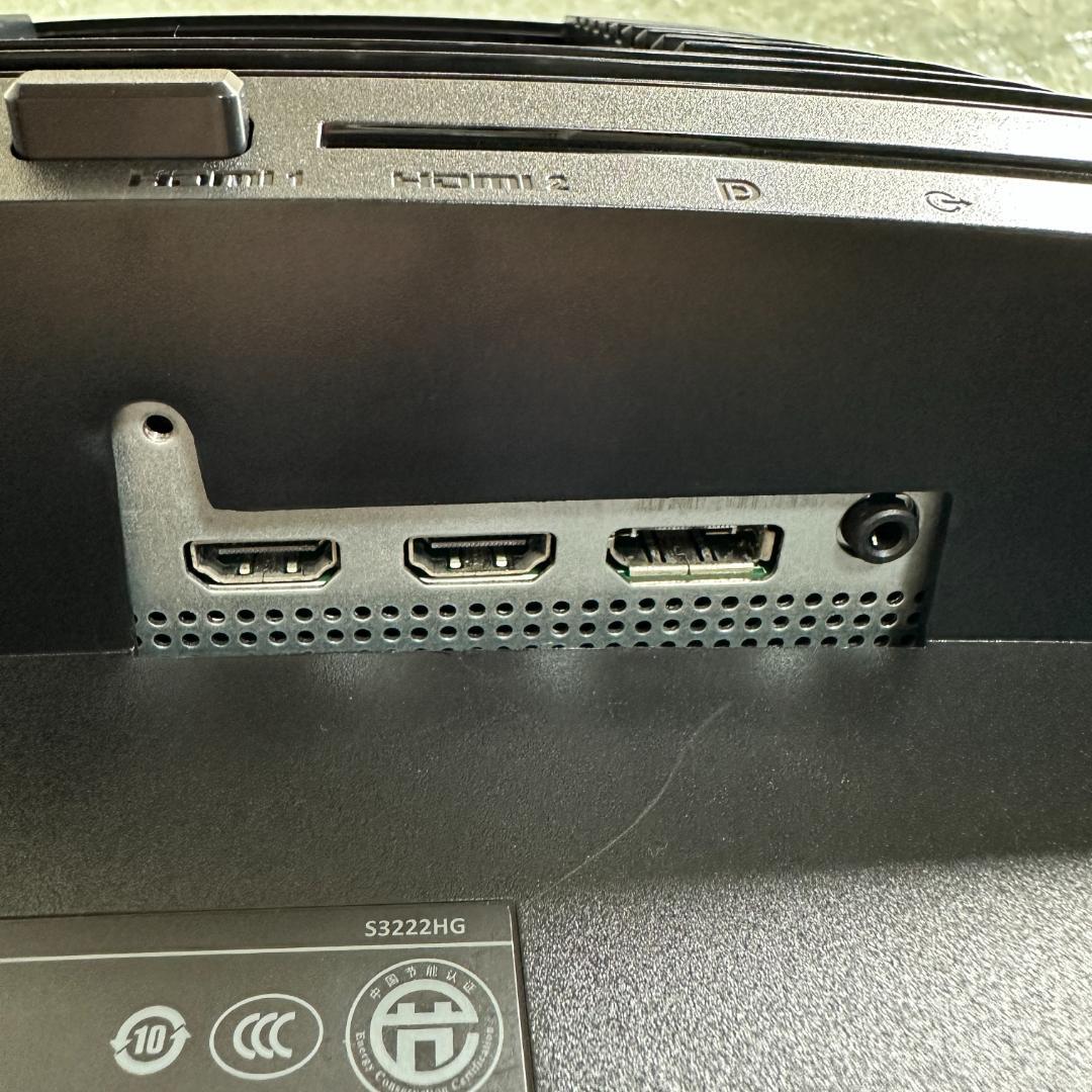 DELL 165Hz対応 31.5インチ ゲーミングモニター