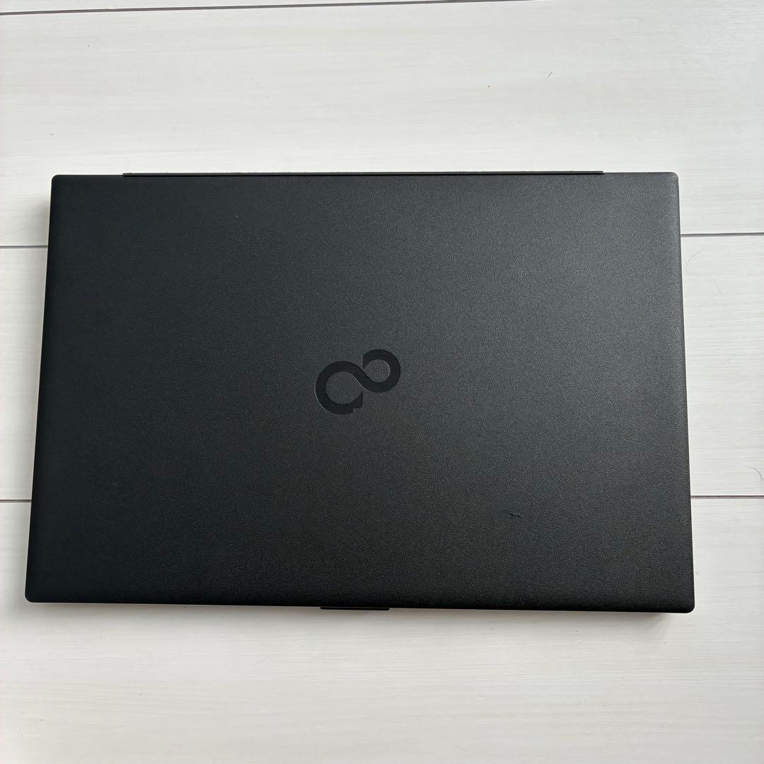 富士通ノートPC WA1/J2