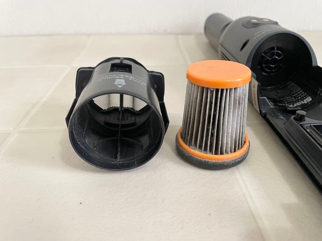 【Shark】充電式ハンディクリーナーW25(EV270J)