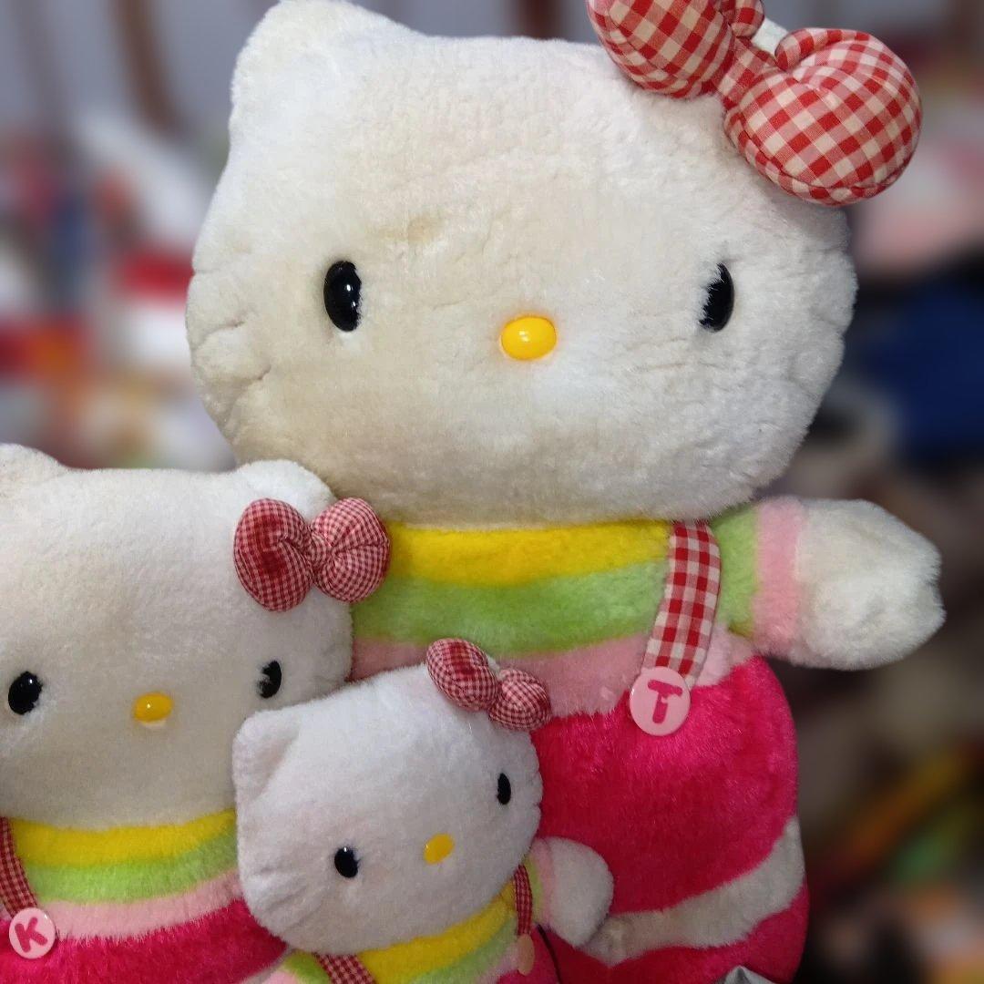 ハローキティ2001年自立型 ぬいぐるみ 大中小3体セット激レア