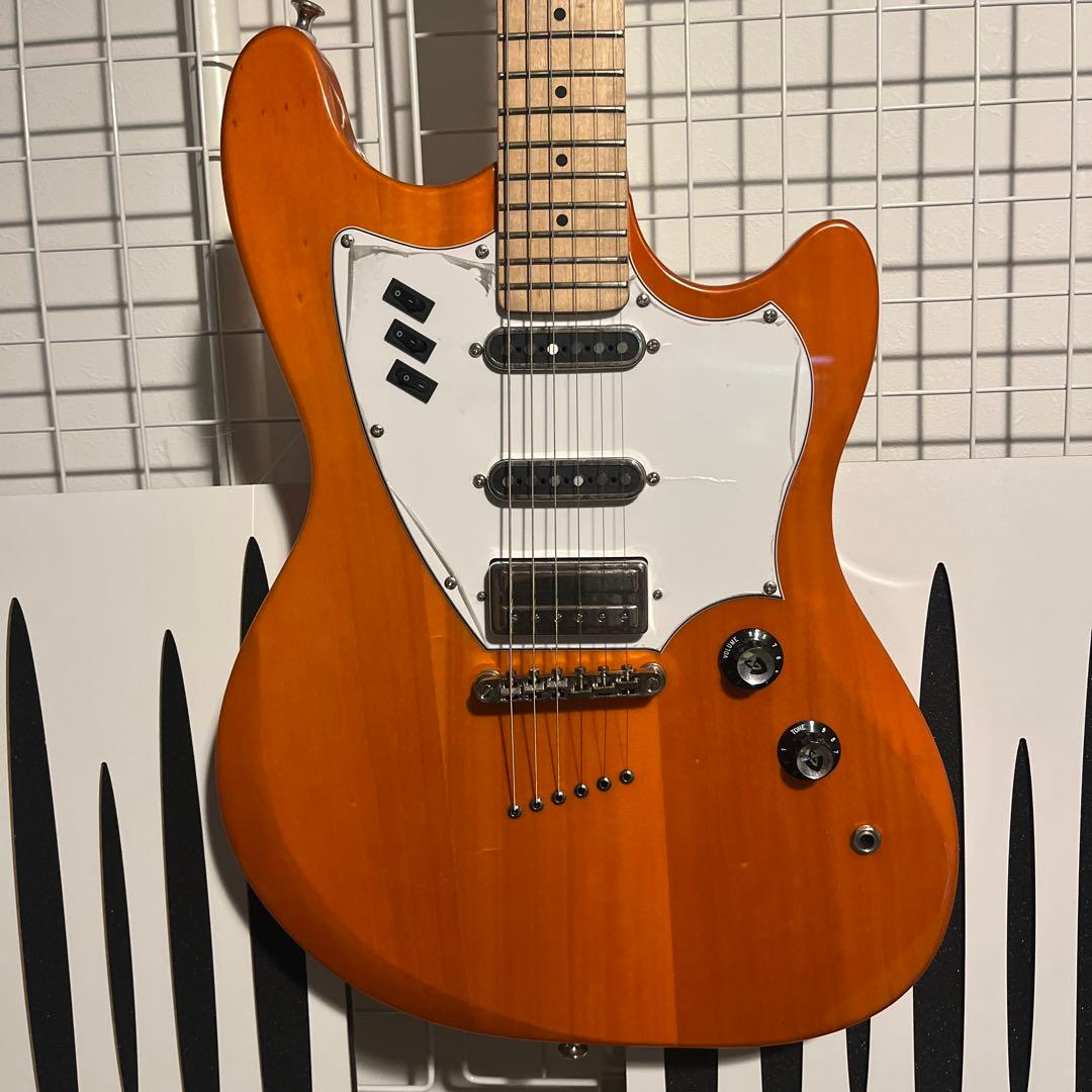 ギター Guild Surfliner