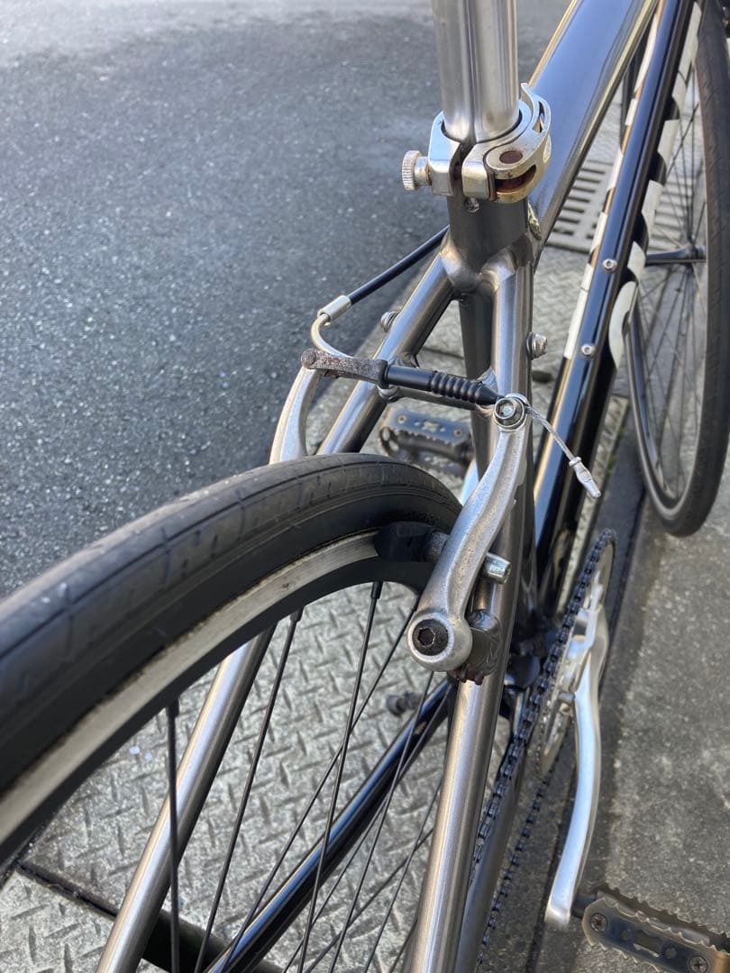 GIANT ESCAPE クロスバイク ブラック　マウンテンバイク　ロードバイク