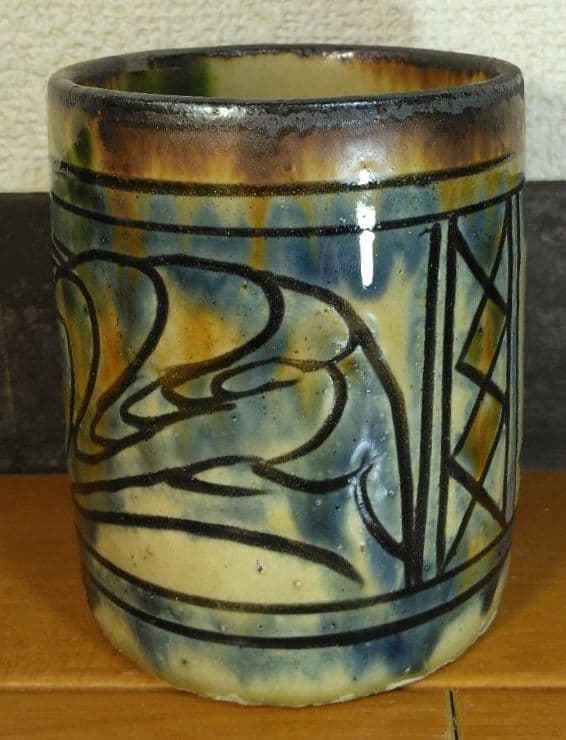 人間国宝 金城次郎 海老魚紋筒碗 栞 共箱(塗箱）壺屋焼 壷屋焼 やちむん