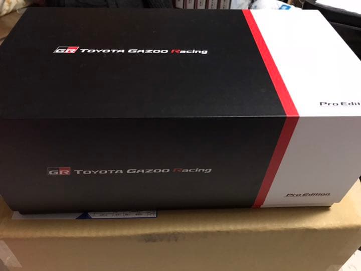 A90 スープラ　ミニカー　トヨタ　18分の1