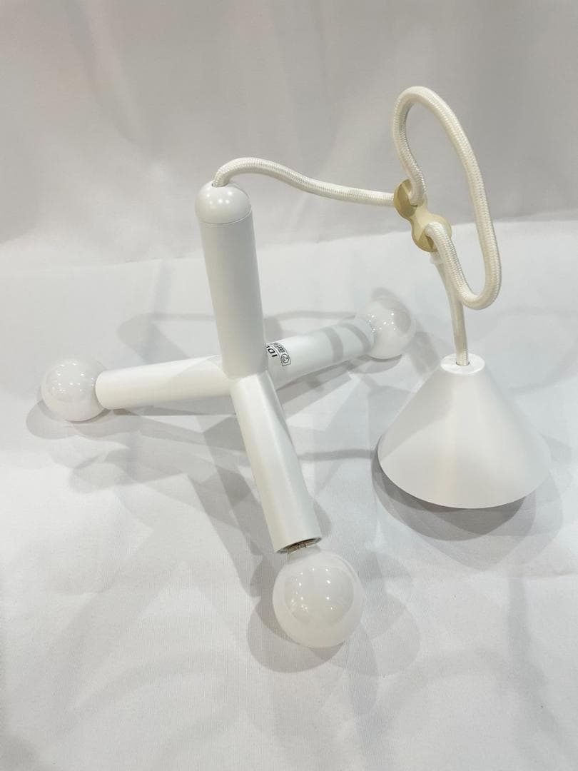 IDEE モレキュール ホワイト メーカー完売品