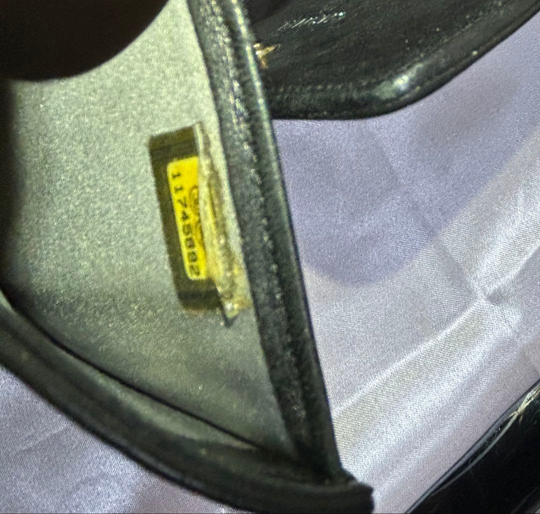 CHANEL カメリア　財布　ココマーク　ラムスキン　箱　証明カードあり