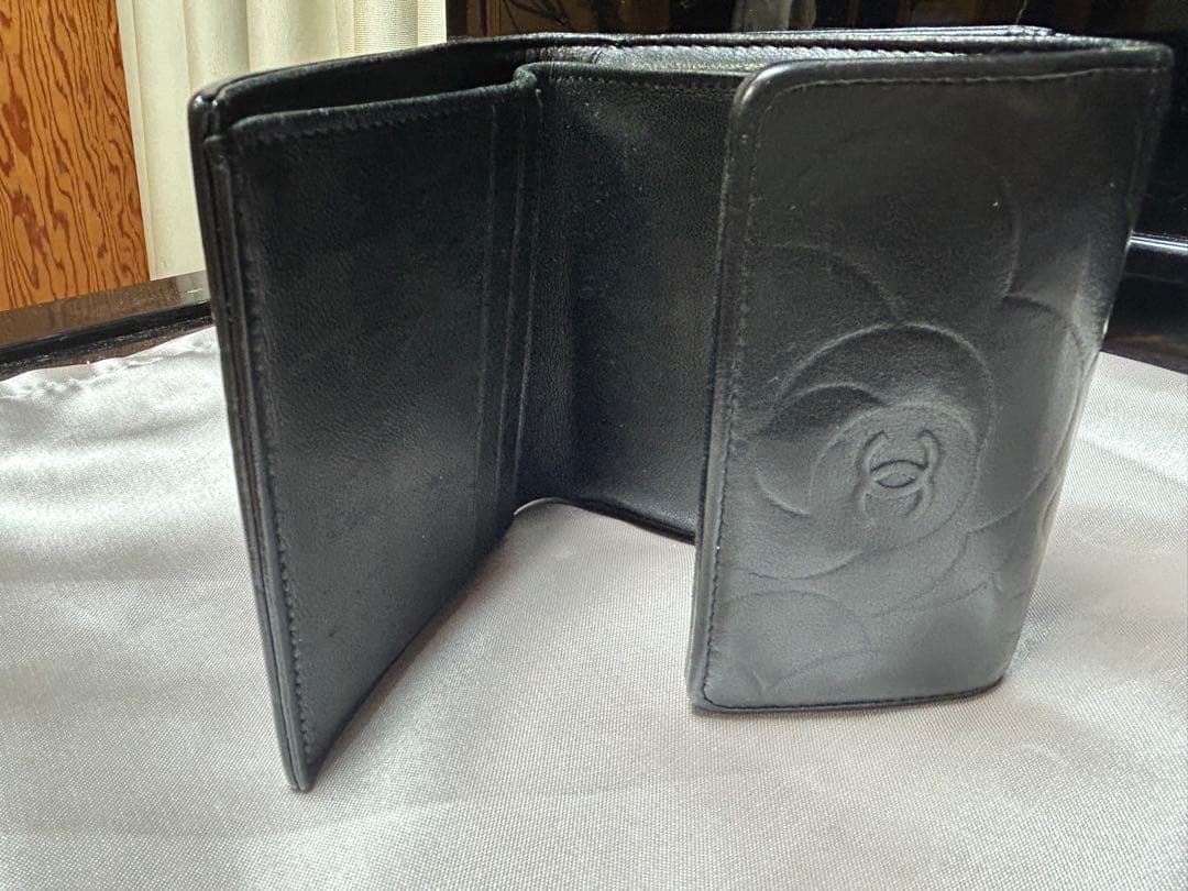 CHANEL カメリア　財布　ココマーク　ラムスキン　箱　証明カードあり