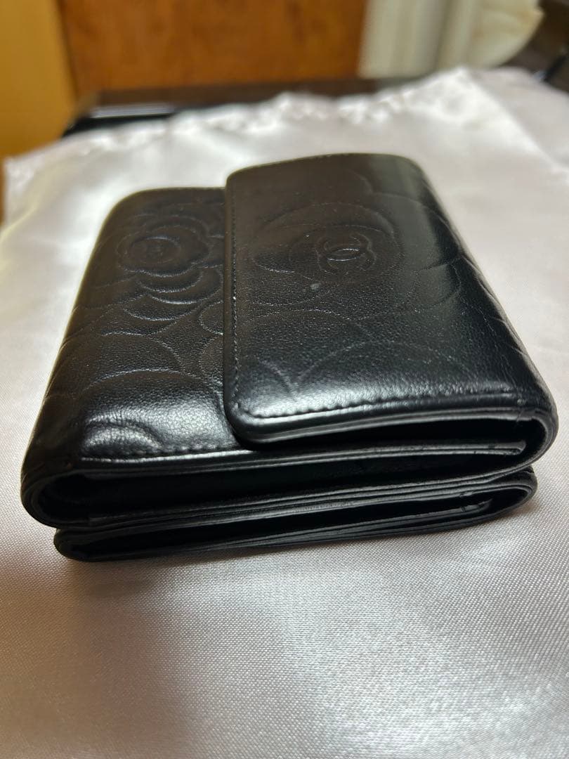 CHANEL カメリア　財布　ココマーク　ラムスキン　箱　証明カードあり