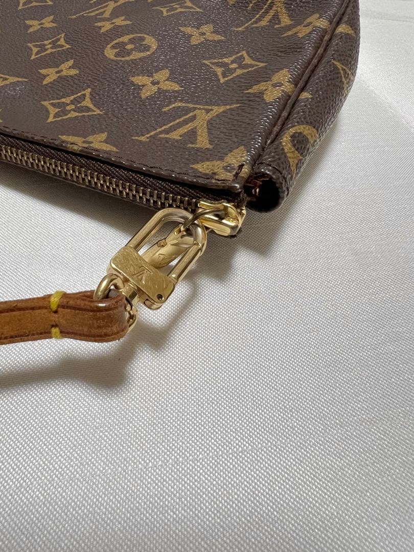 ルイ・ヴィトン アクセソワール ポシェットM51980