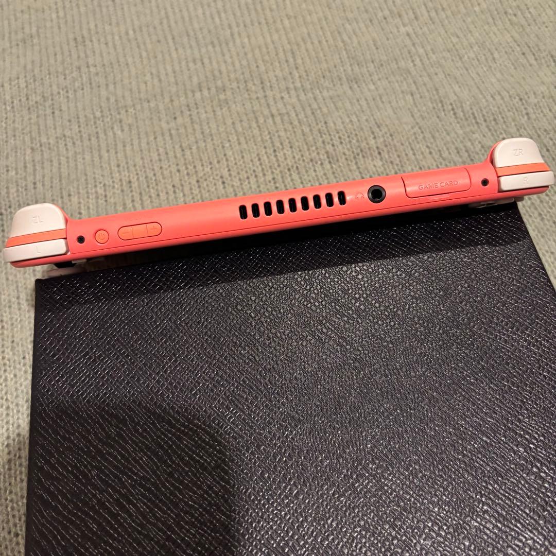 switchライト　コーラル　本体のみ 2020年製