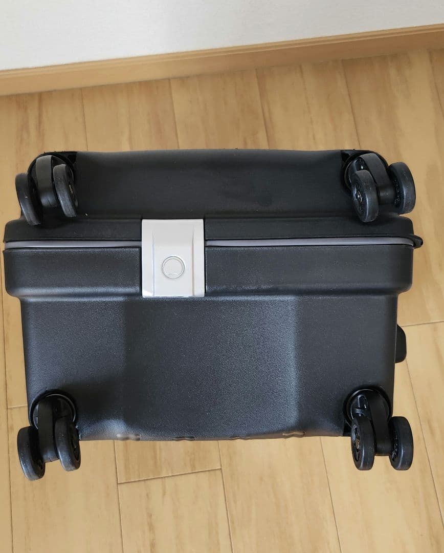 DELSEY 　PARIS　キャリーケス 45L　TSAロック搭載