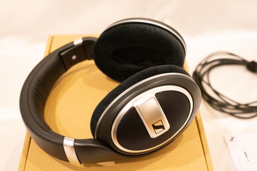 美品　Sennheiserゼンハイザー HD 599SE有線ヘッドホン