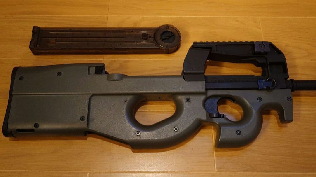 東京マルイ PS90 HC 電動ガン