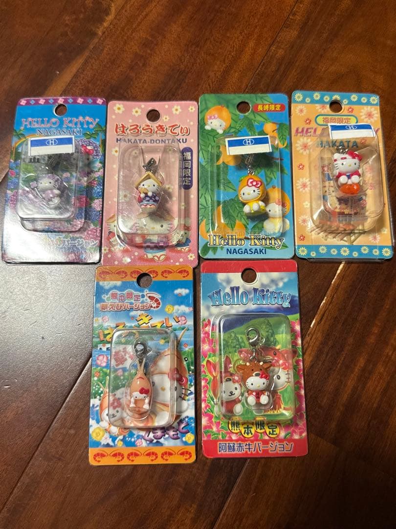 【新品未使用】ご当地キティ　四国＆中国＆九州＆沖縄セット　（バラ売り不可）