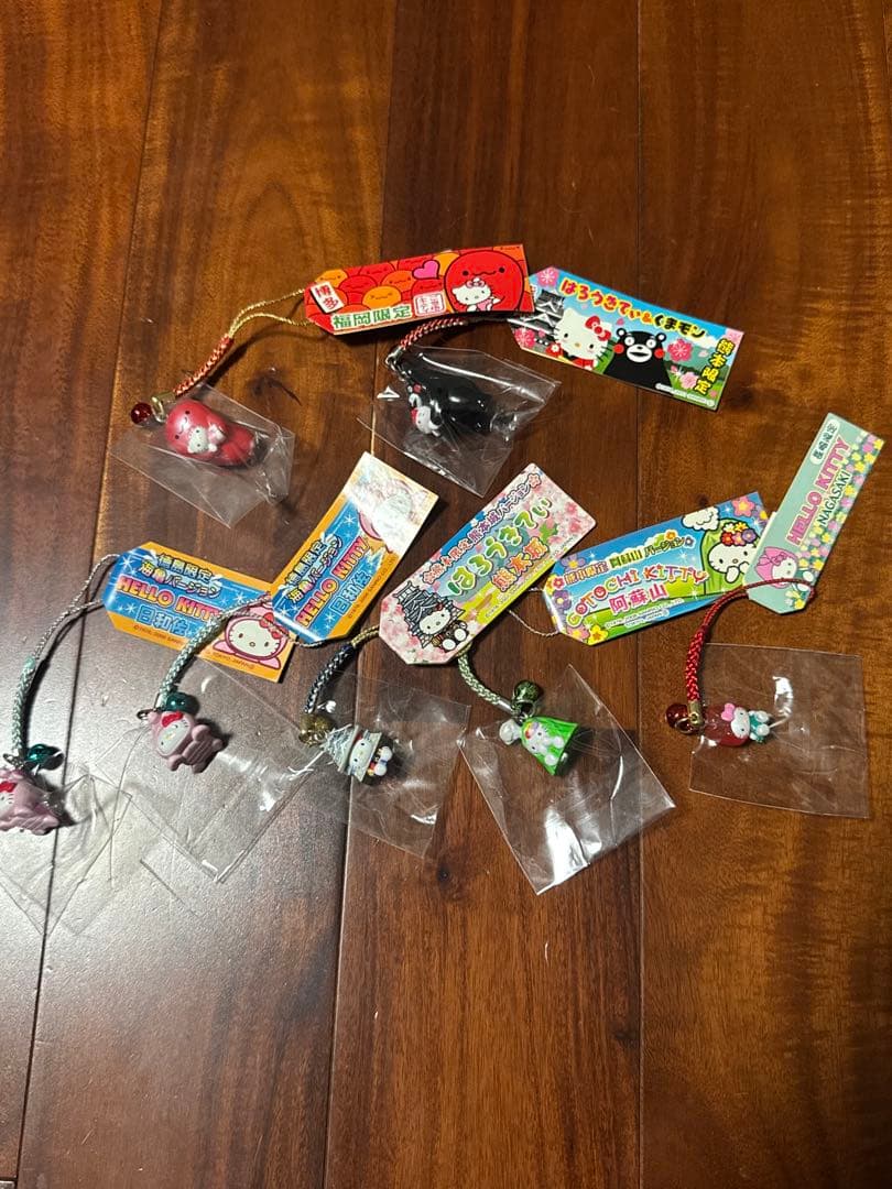 【新品未使用】ご当地キティ　四国＆中国＆九州＆沖縄セット　（バラ売り不可）