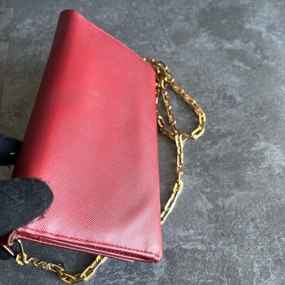 ⭐️PRADA⭐️プラダ サフィアーノ チェーンウォレット レッド