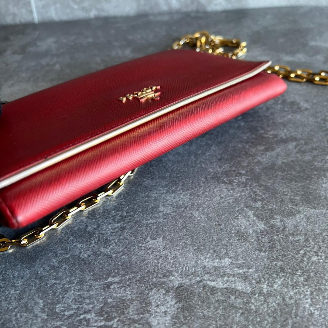 ⭐️PRADA⭐️プラダ サフィアーノ チェーンウォレット レッド