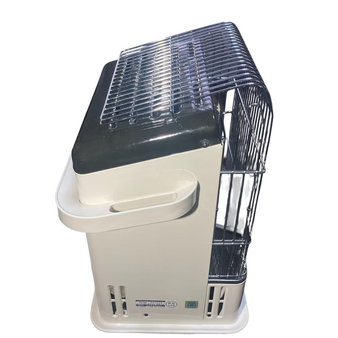 イワタニ カセットガスストーブ CB-STV-DKD 2020年製 分解清掃済！