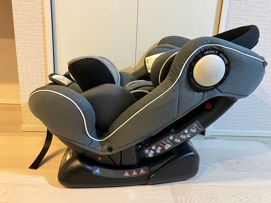 Pigeonチャイルドシート コキーユ