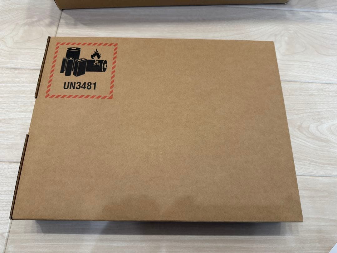 13インチ MacBook Air M4 16GB/512GB ミッドナイト