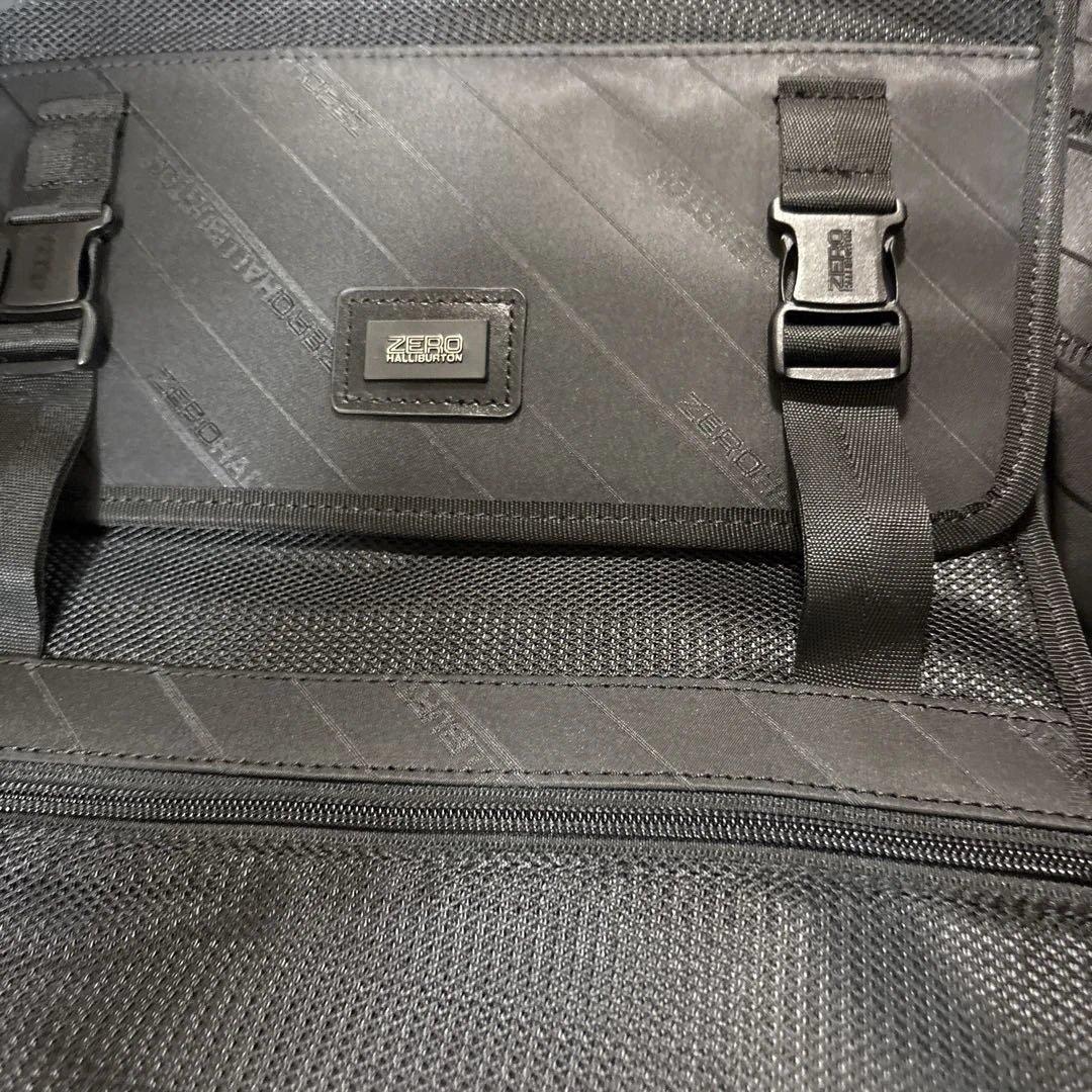 ZERO HALLIBURTON キャリーケース
