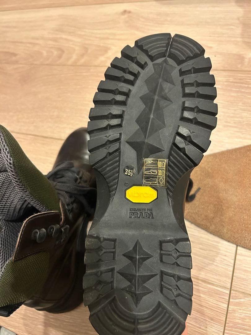PRADA ミリタリーブーツ ビブラムソール　23センチ