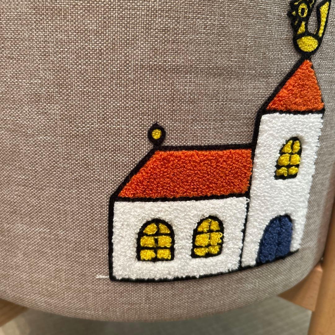 スタディオクリップ Dick Bruna さがら刺繍収納スツール