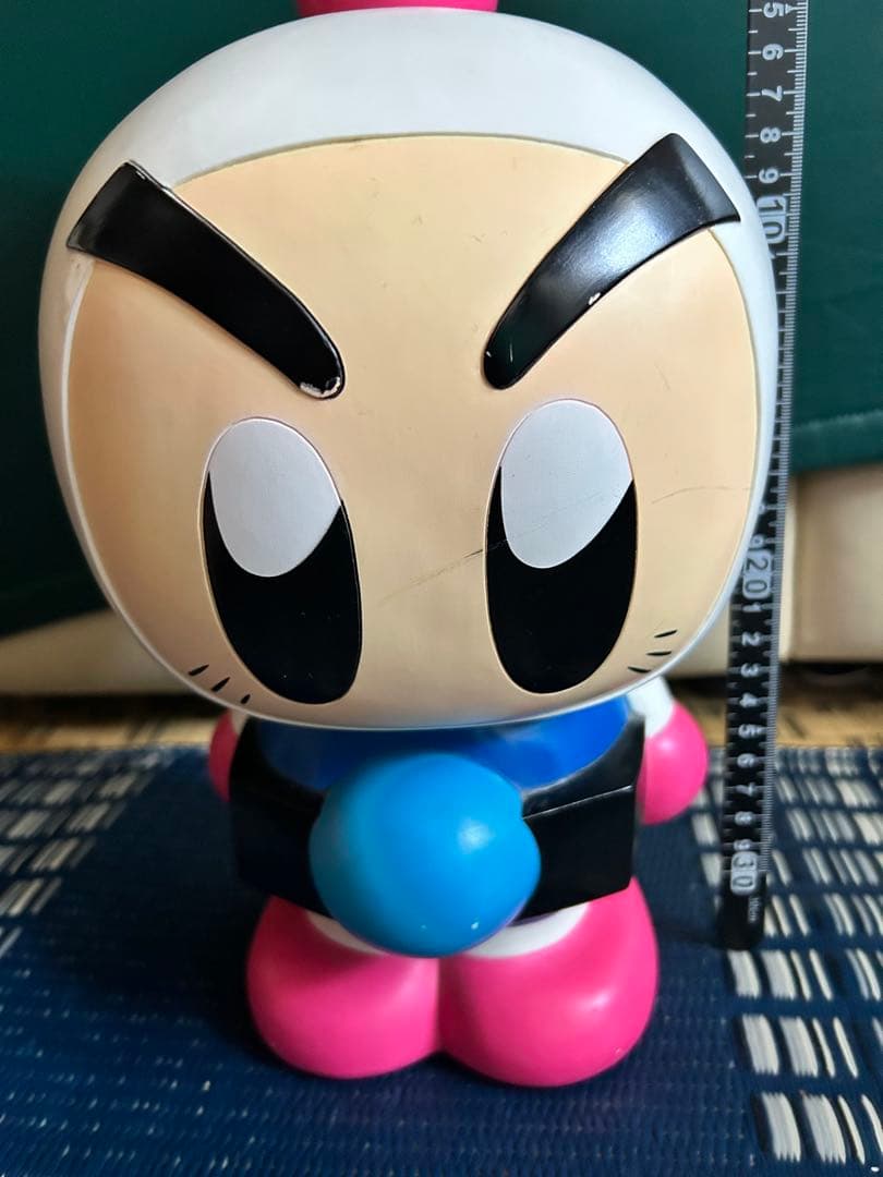 ボンバーマン　ソフビ貯金箱　約32㎝