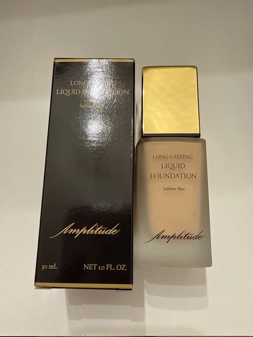 新品 Amplitude ロングラスティングリキッドファンデーション10