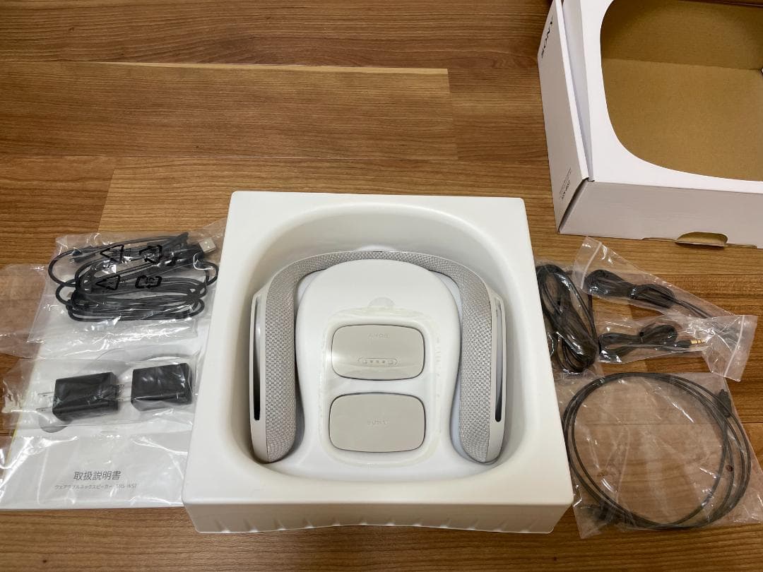 【極美品】SONY ウェアラブルネックスピーカー SRS-WS1