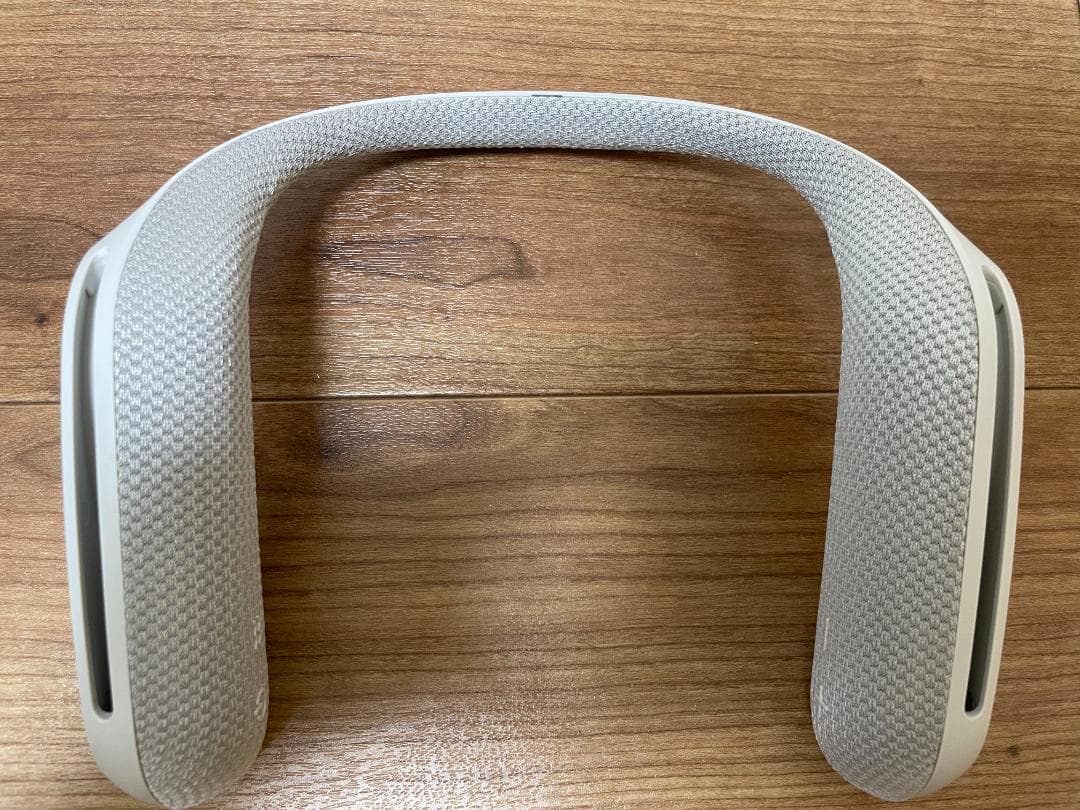 【極美品】SONY ウェアラブルネックスピーカー SRS-WS1