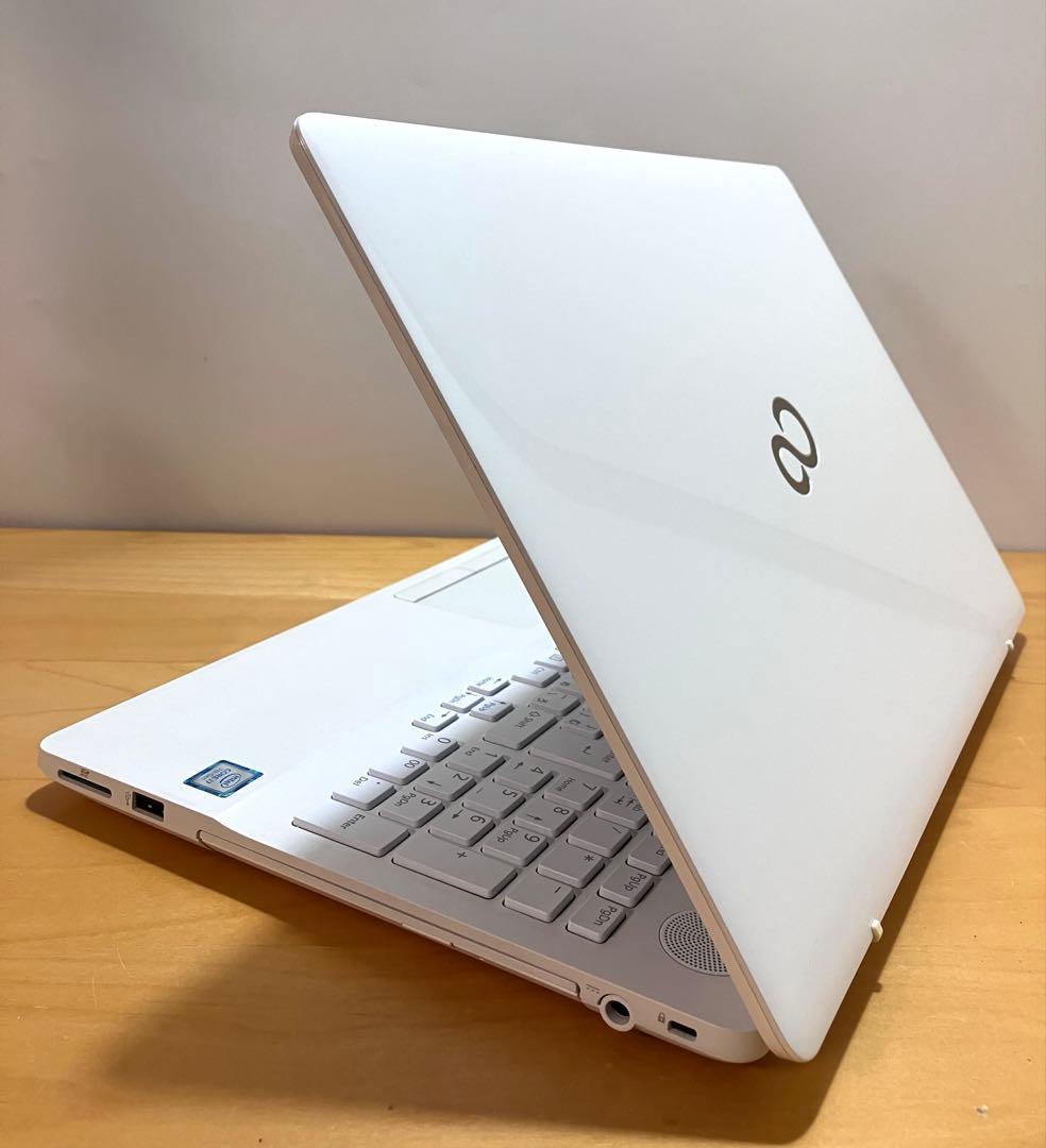 超高性能　ノートパソコン　COREi7/SSD512/メモリ16/Office付