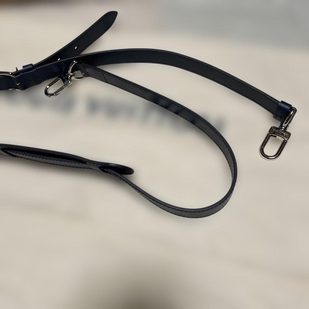 LOUIS VUITTON エピ　ネイビー ビジネスバッグ