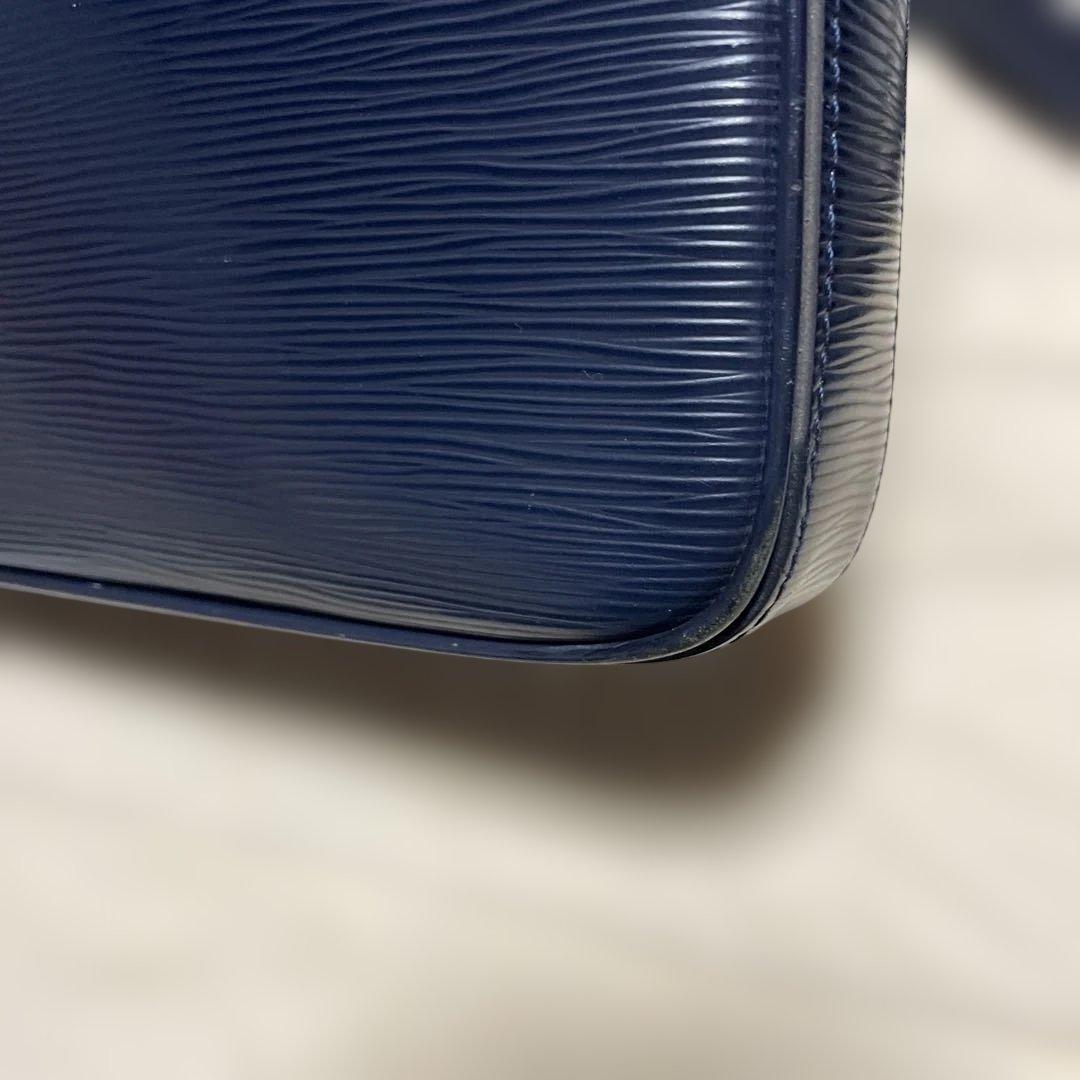 LOUIS VUITTON エピ　ネイビー ビジネスバッグ