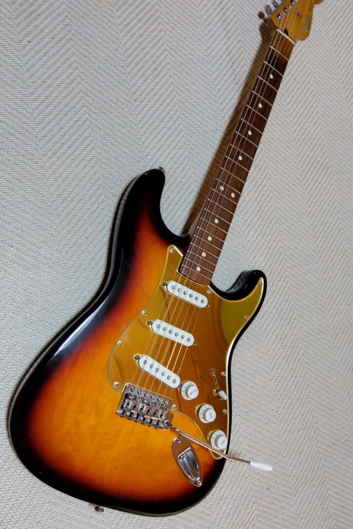 Fender mexico 3-COLOR SUNBURST 限定モデル