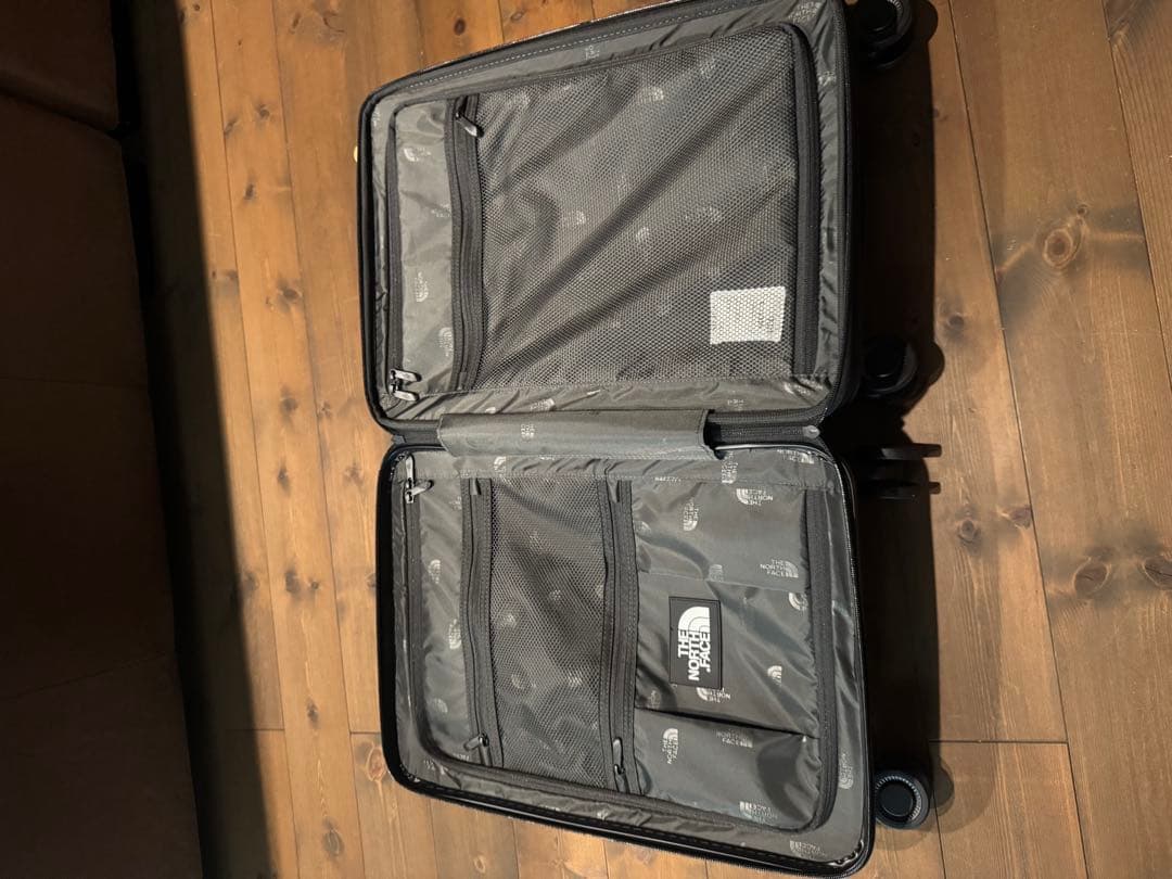 ノースフェイス　20インチ　キャリーケース