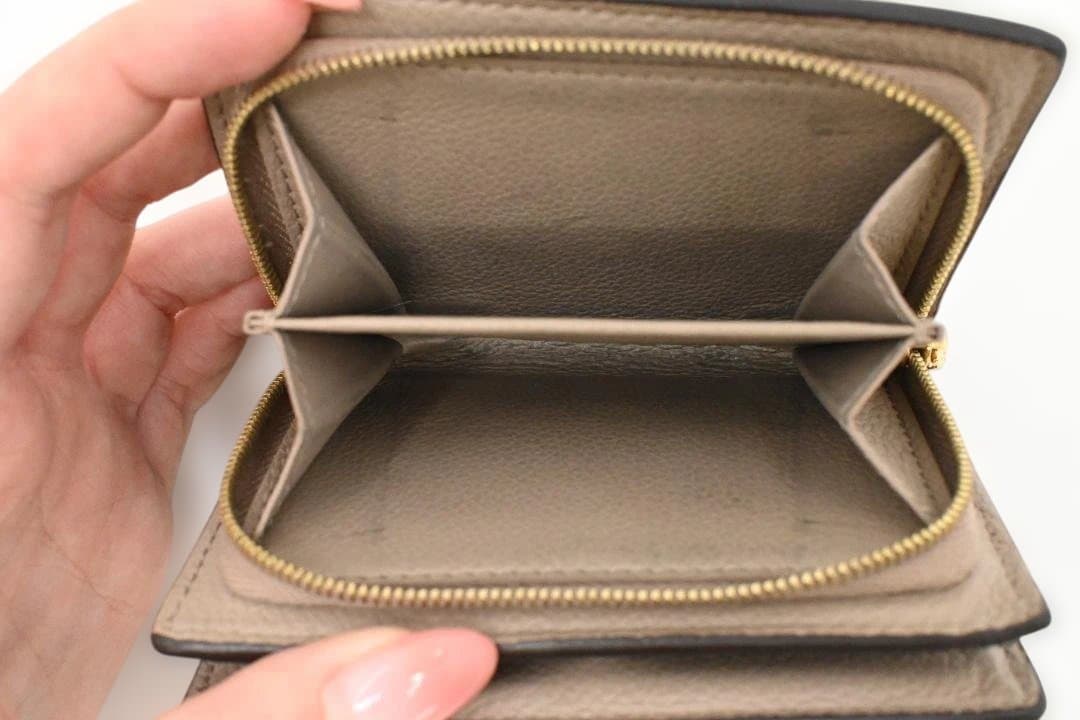 【大人気品】Louis Vuitton　アンプラント　財布　コンパクトウォレット