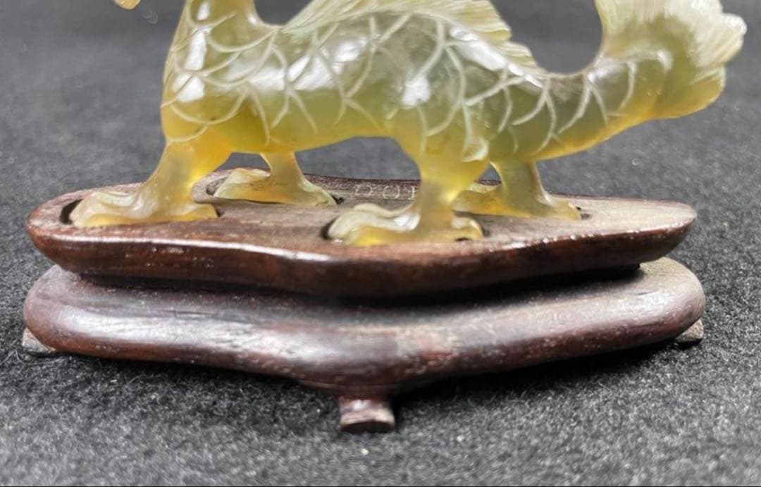 希少時代物 天然石 置物 オブジェ 骨董品 彫刻　龍　青龍　麒麟　翡翠