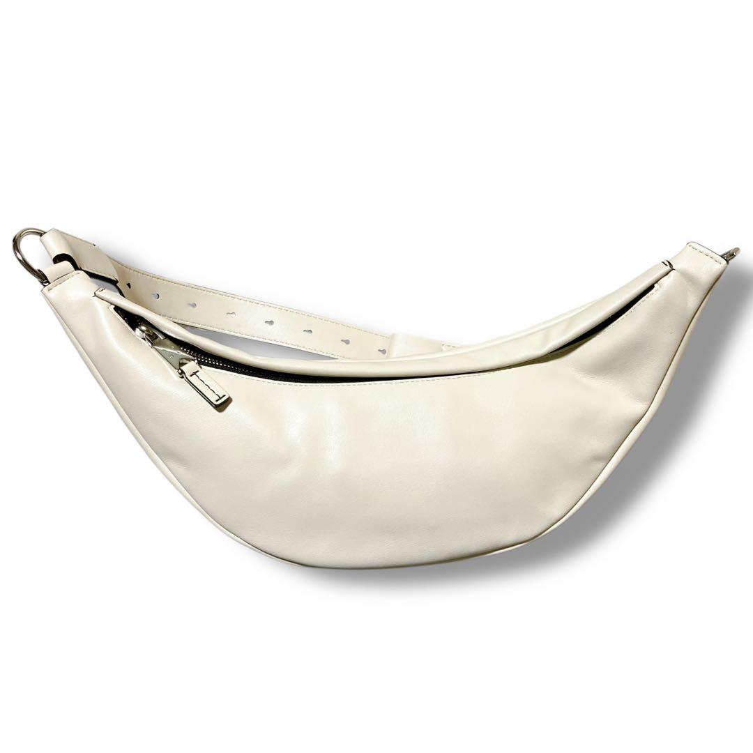 プロエンザスクーラー 良品 斜め掛け可 ラウンドショルダーバッグ ホワイト系