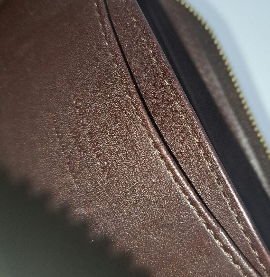 ルイヴィトン ケース モノグラム ジッピーパース アラマント