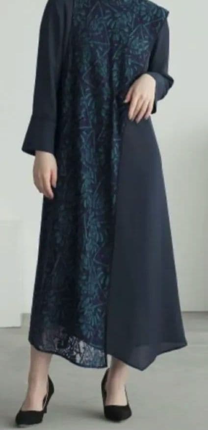 ☆新品未使用3L☆Callarus（カラルス）刺繍入りダークブルーロングドレス